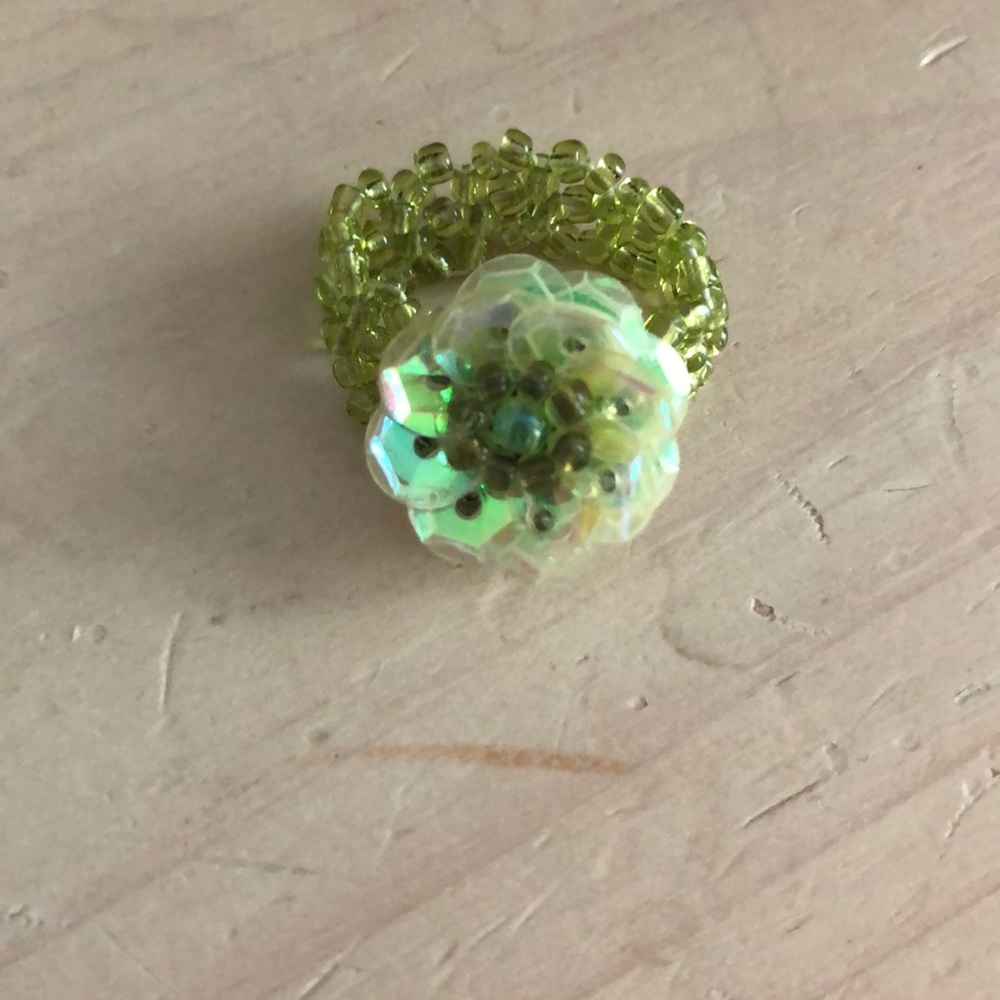 Beaded Stretch Flower Ring